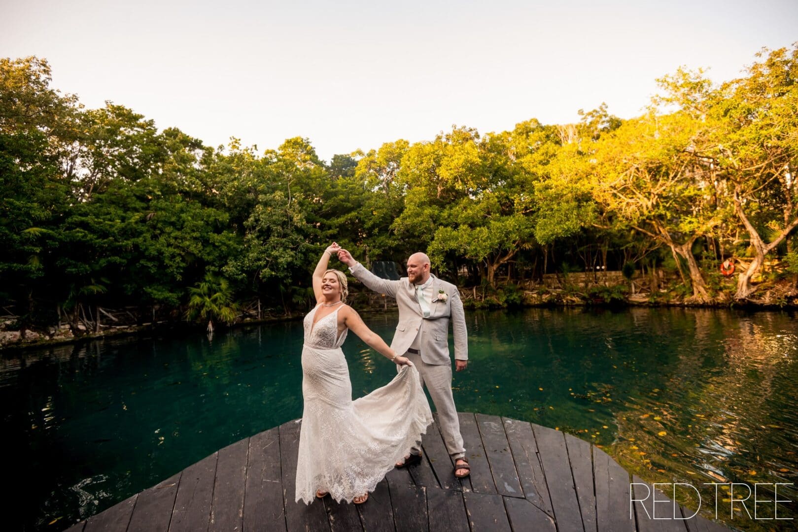 Destination Wedding Photographers: Sandos Caracol Eco Resort Wedding